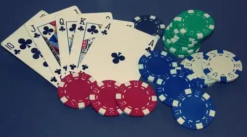Giao diện chủ đạo của qq8827 trên thiết bị di động, trực quan và dễ dùng